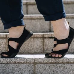 Wildling Shoes Frühling / Sommer Dohlenfeder 17 Wildling Shoes Frühling / Sommer Dohlenfeder