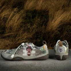 Wildling Shoes B_Eden